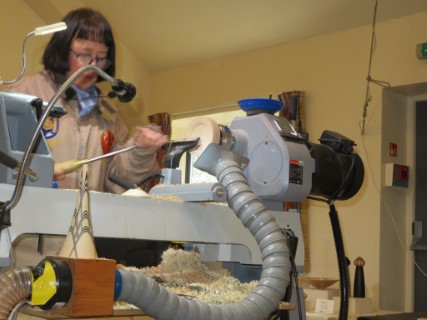 Preparing a jam chuck to finish turning the base